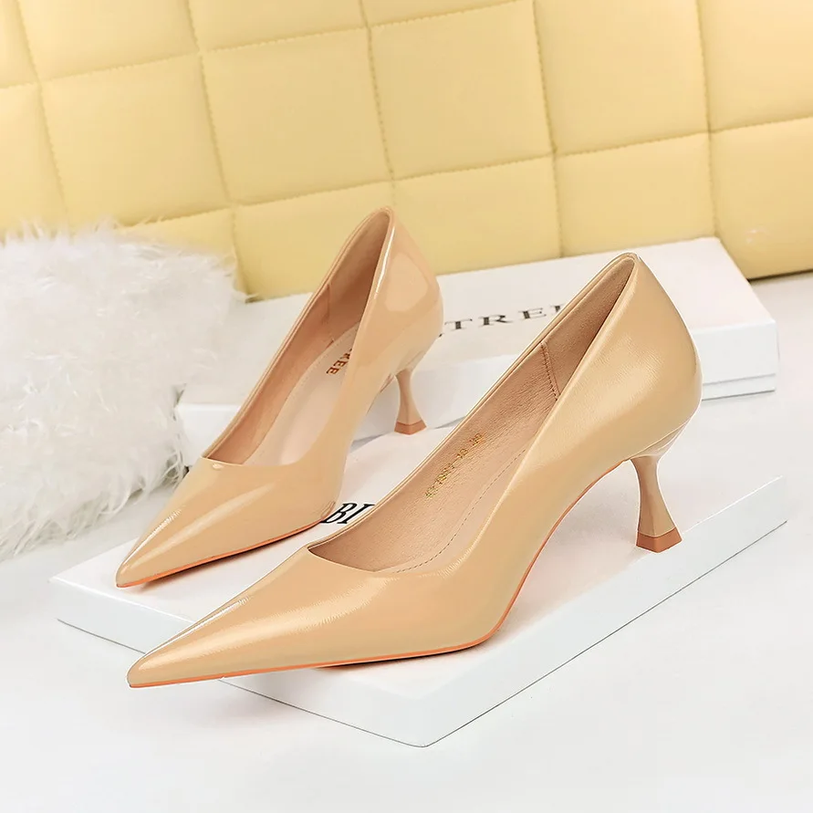 thumbnail image 1 of Zapatos de tacón alto versátiles de estilo primaveral y otoñal para mujer, zapatos de boda sencillos y clásicos de piel lacada brillante a la moda, 1 of 5