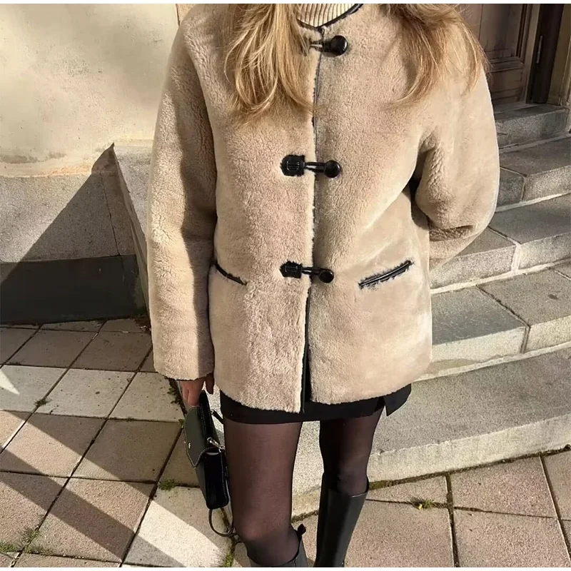 Vintage Lambs Wool Jacket For Women Loose Fleece O-neck Single Breasted Pockets Long Sleeve Fur Coat Autumn Winter Lady Outwear
