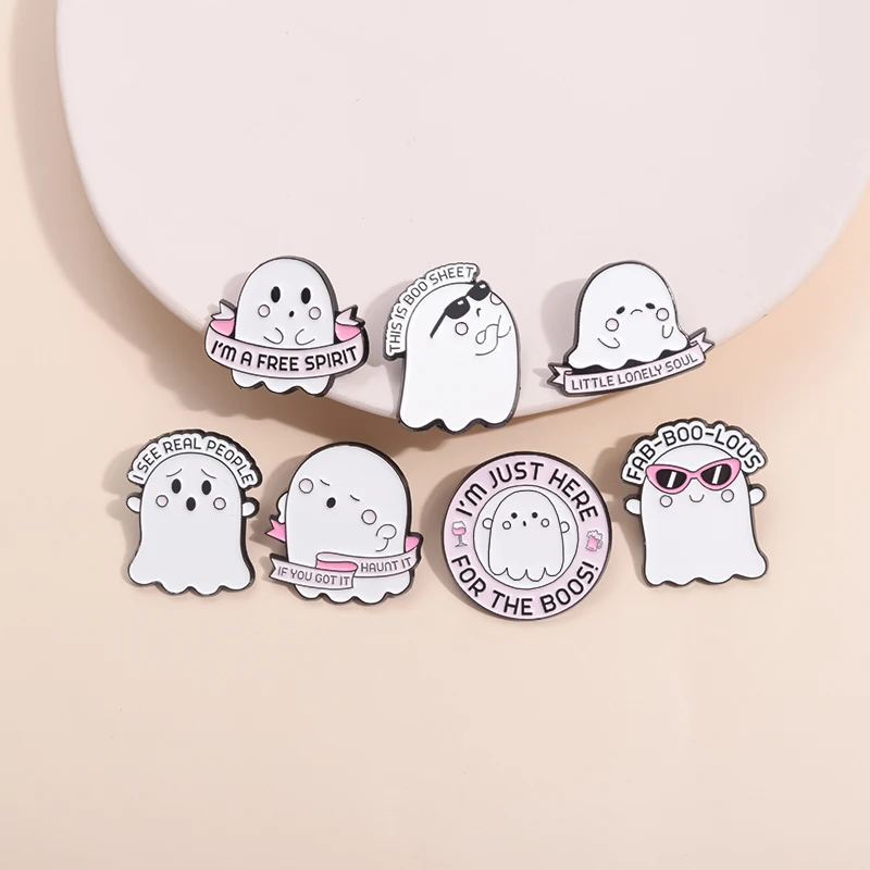 Niedlich und schelm isch Geist Emaille Pin dies ist Boo Punk Broschen Tasche Kleidung Revers Abzeichen Halloween Schmuck Geschenk für Kinder Frauen