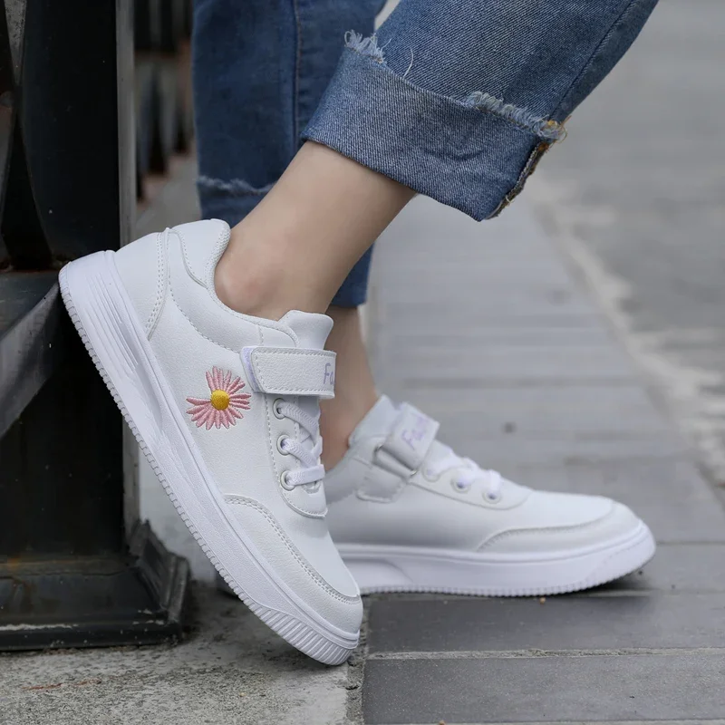 

School Shoes for Boys Children's Shoes Girl Anti-slip Daisy Board Shoes for Kids White Sneakers Child Kids Girls Free Shipping
