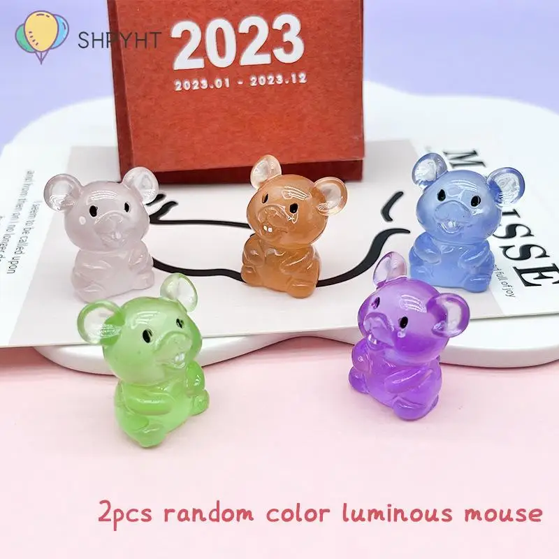 

2Pcs Cartoon Luminous Mini Mouse Ornament Cute Resin Ornaments Car Decoration Accessories Gifts