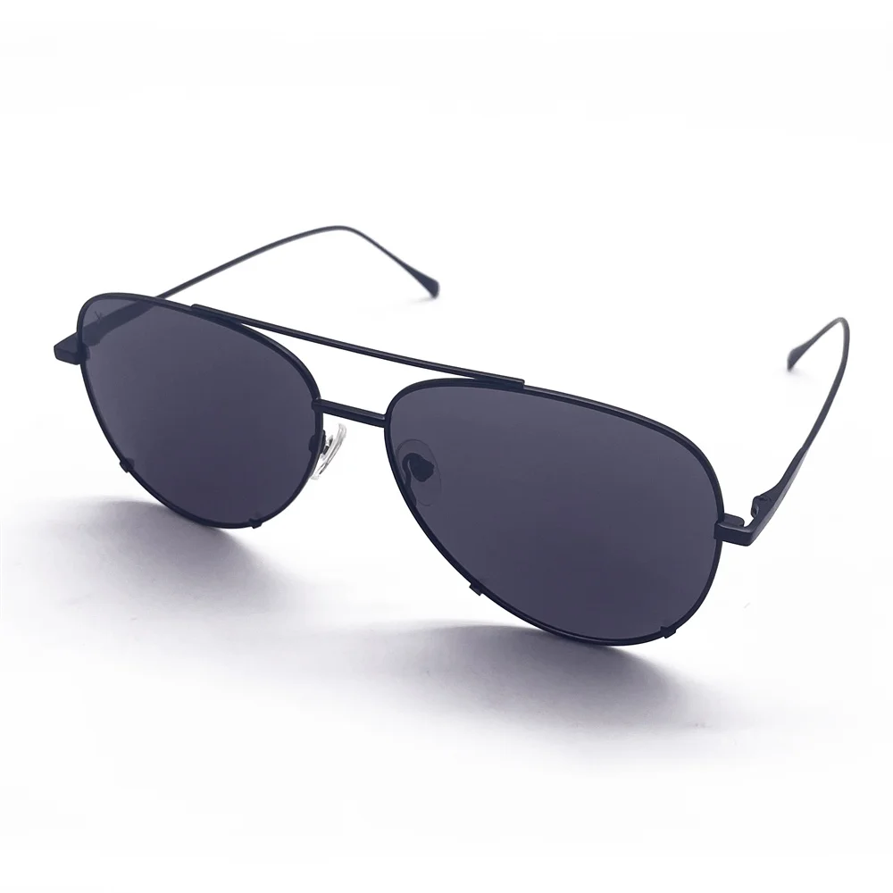 New Fashion Vintage Metal Men Sunglasses Brand Designer Sun Glasses Women Female Classic Driving Eyewear UV400 Decoration Shades