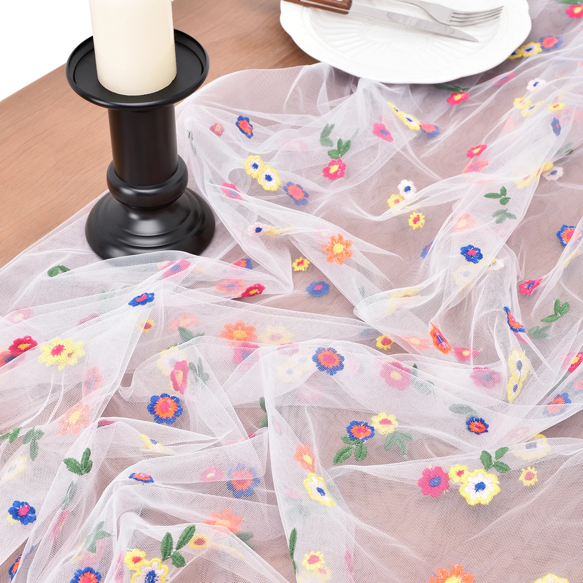 Embroidery Daisy Spring Summer Table Runner Florals Seasonal Easter Tulle Table Runner Holiday Kitchen Dining Table Decoration 3