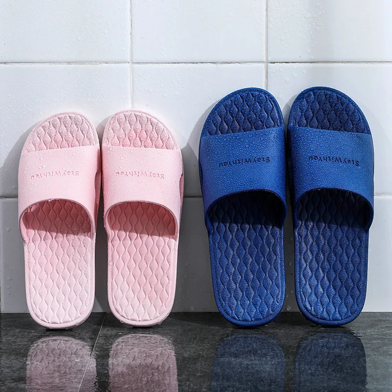 

251Plastic slippers summer bathroom home indoor men's non-slip soft bottom hotel home stall slippers female wholesale