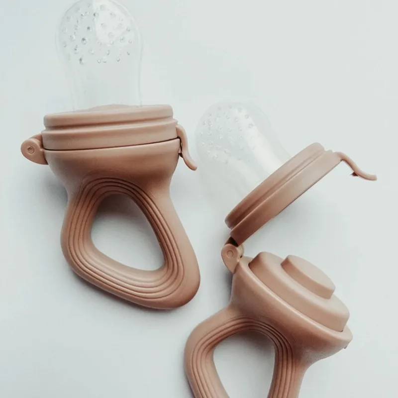 Baby Fruit Feeder Silicone Baby Fruit Feeder with Dust Cover Baby Nipple Fresh Food Vegetable Supplement Soother Nibbler Feeding Teething Pacifier