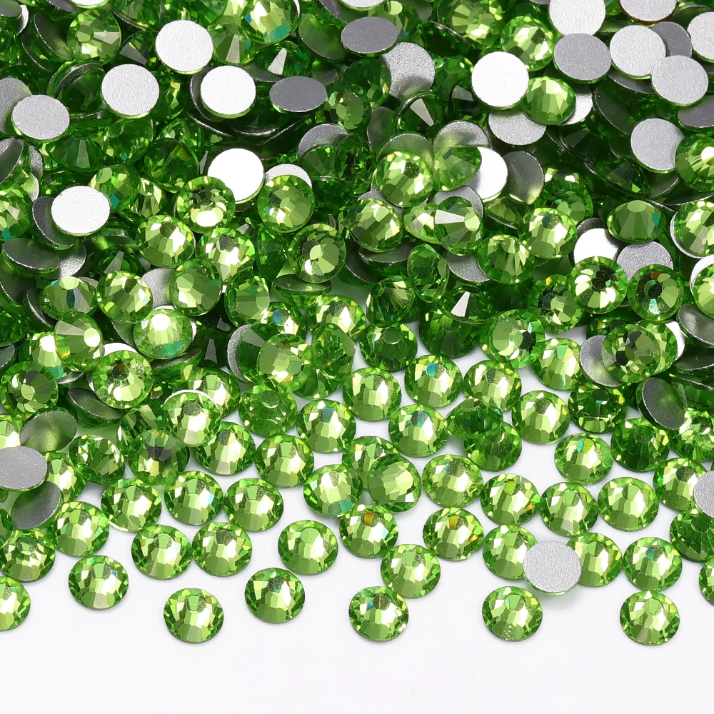High-Quality Silver Glitter Glass Crystal Rhinestones for Nail Art and Wedding Dress Decoration