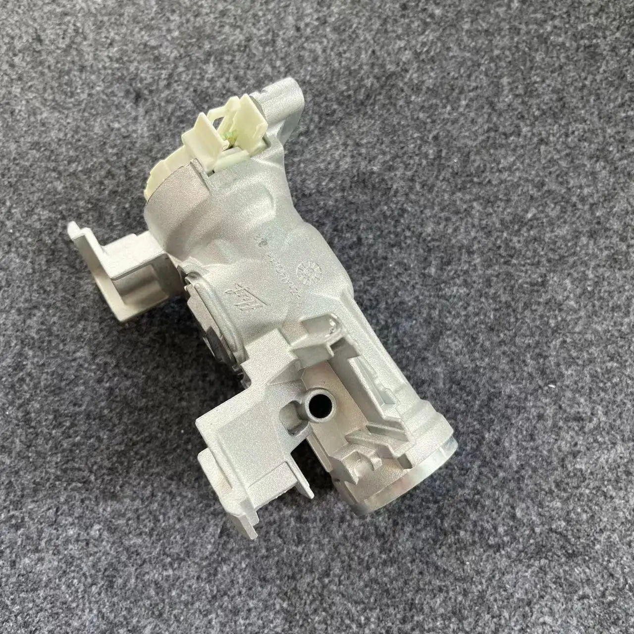 

Замок рулевого управления 5K0906866 5K0 906 866 для VW Tiguan 2015