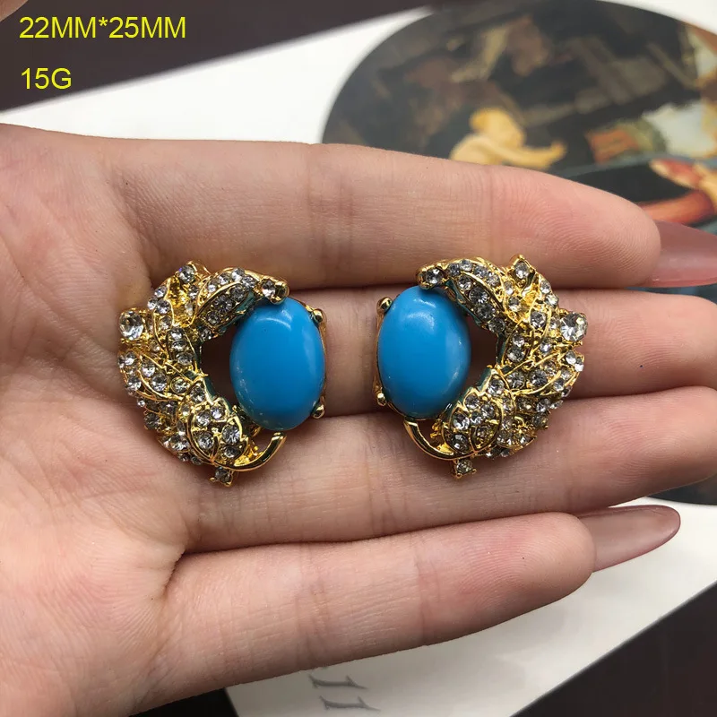 Classic Versatile Vintage Leaf Shape with Rhinestone Light Luxury Turquoise Earrings