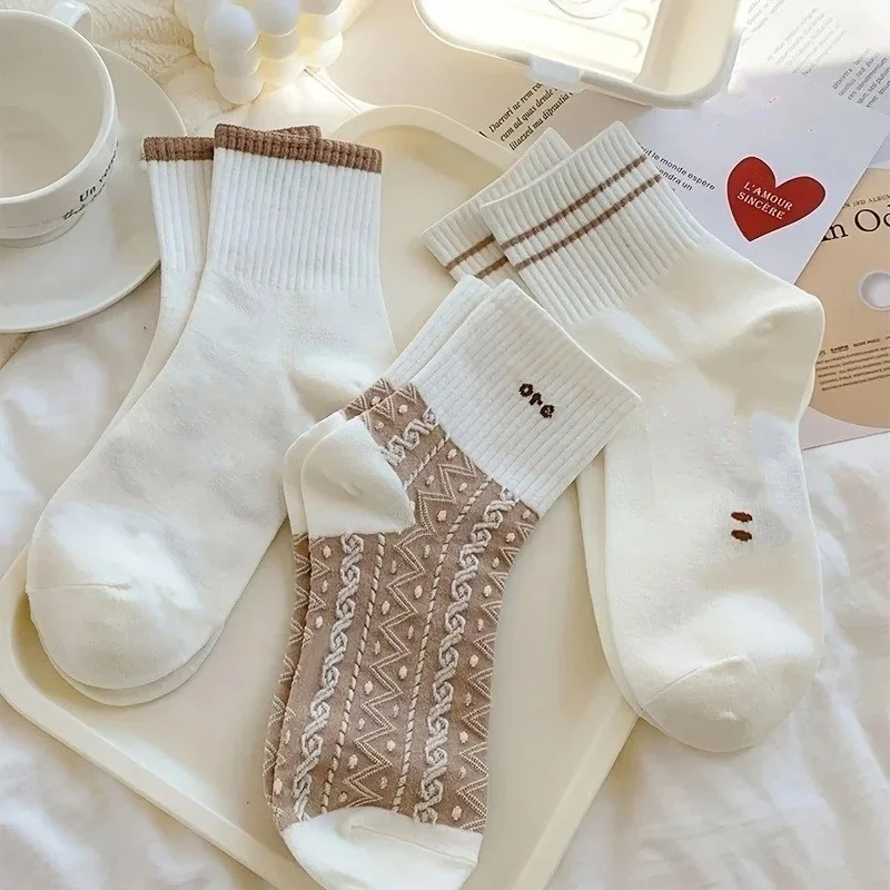 Women's Socks 5 Pairs Cute Smiling Print Comfy Soft Crew Sports Stockings Hosiery