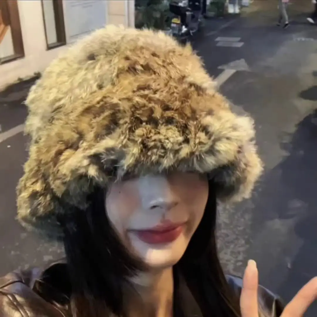 Rabbit Hair Hat Autumn and Winter Thickened Warmth and Cold Protection Hat Showy Face, Small Fur Ear Protection Fisherman's