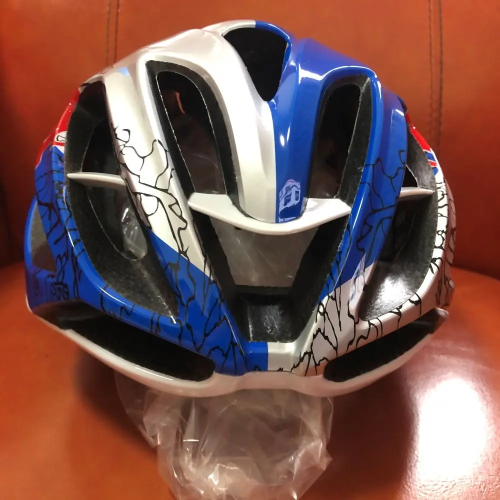 

Road Cycling Helmet Red Mtb Italy Bike Helmet Size M L Man Women Bicycle Equipment Helmet Outdoor Sport Safety Cap BMX
