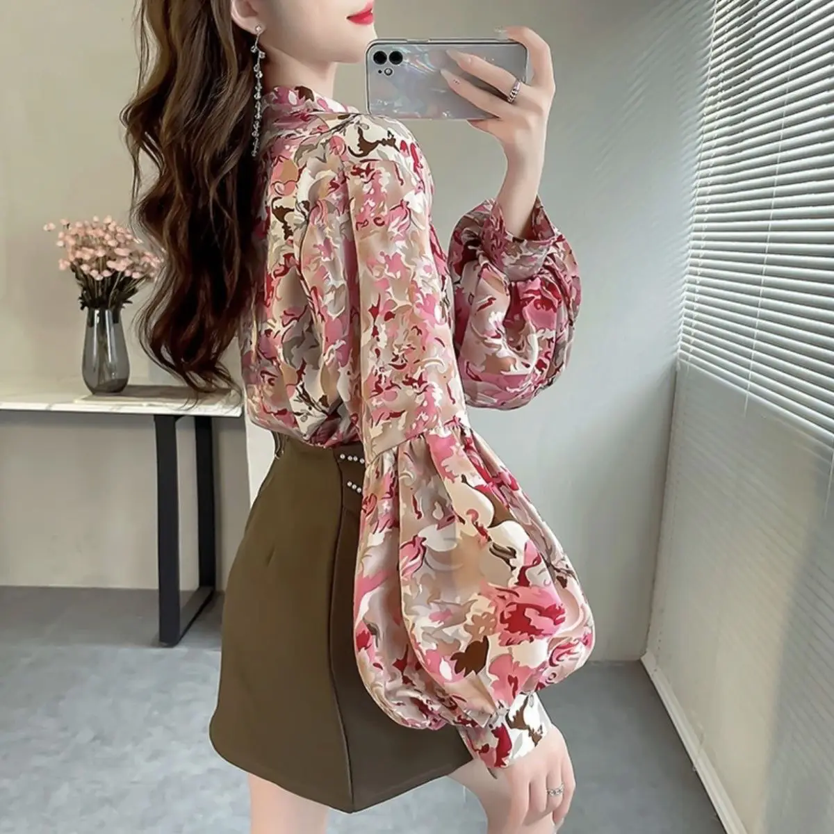 

Flower Printed Shirt Women's Spring and Summer New Fashion Chic Elegant Loose Casual Lantern Sleeve Chiffon Shirt 2024 S40