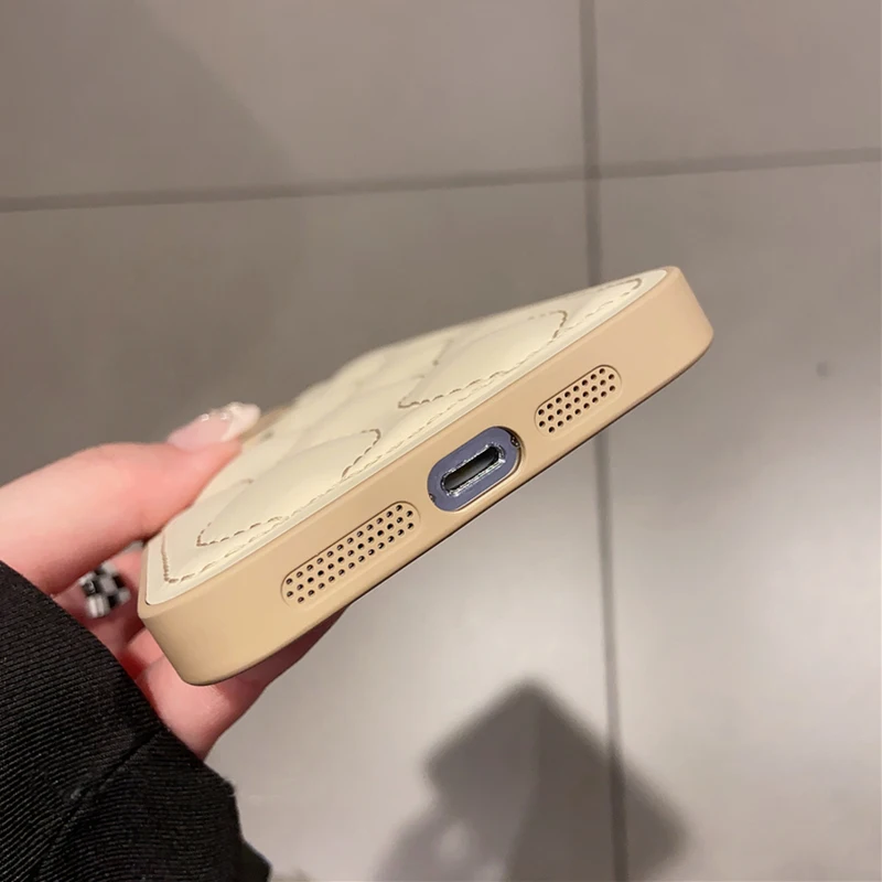 Ins Wave Curve Beige Down Jacket Phone Case For iPhone 13 11 12 14