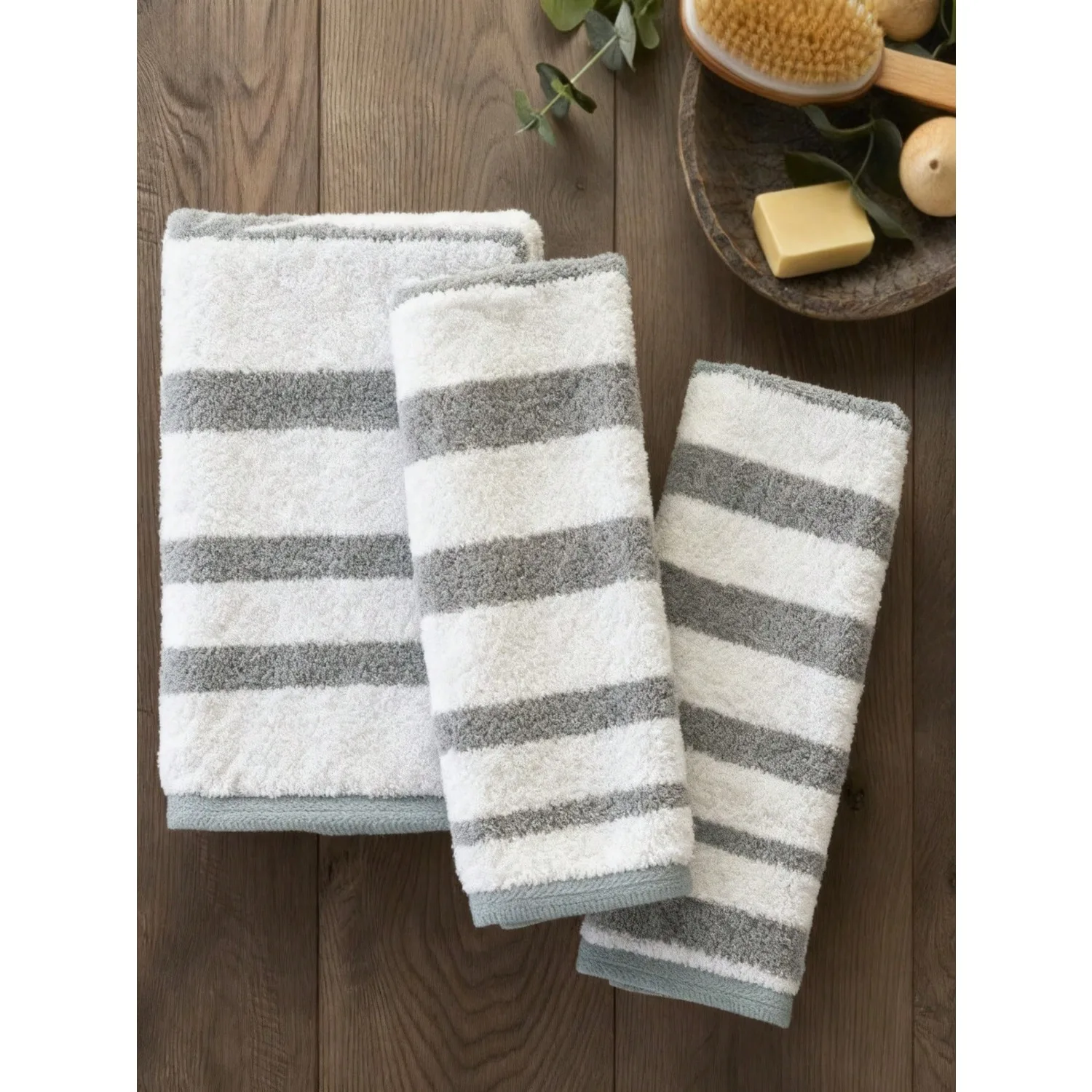 2-Piece Coral Fleece Bath Towel Set 6
