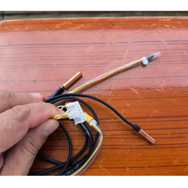 Description Picture 6 of itemVariable frequency air conditioning external unit sensor 15K 20K 50K For Gree air conditioning maintenance spare parts