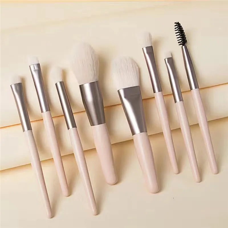 8-Piece Mini Travel Makeup Brushes Set 3