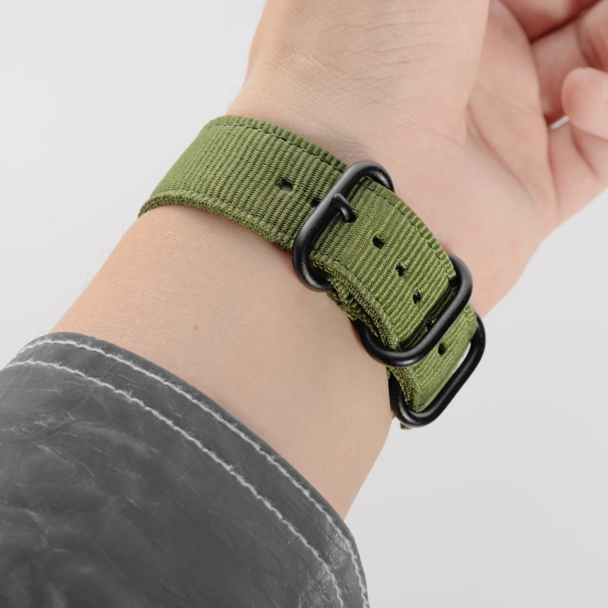 Adjustable Sports Nylon Quick-Release Woven Wristband Bracelet