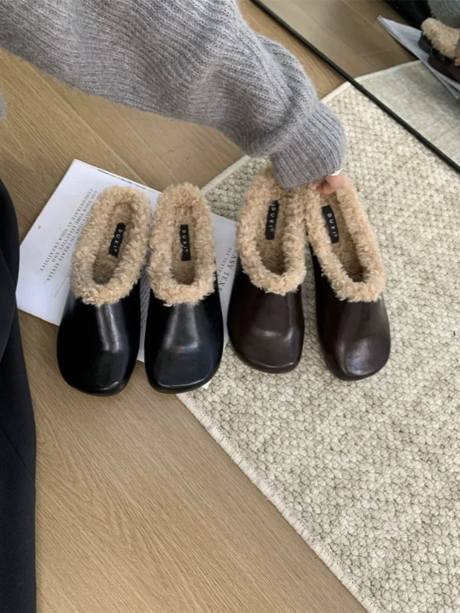 

Shoes Woman 2023 Low Female Mule Plush Slippers For Adults Pantofle Cover Toe Loafers Mules Fur New Flat Fabric Slides Rome Rubb