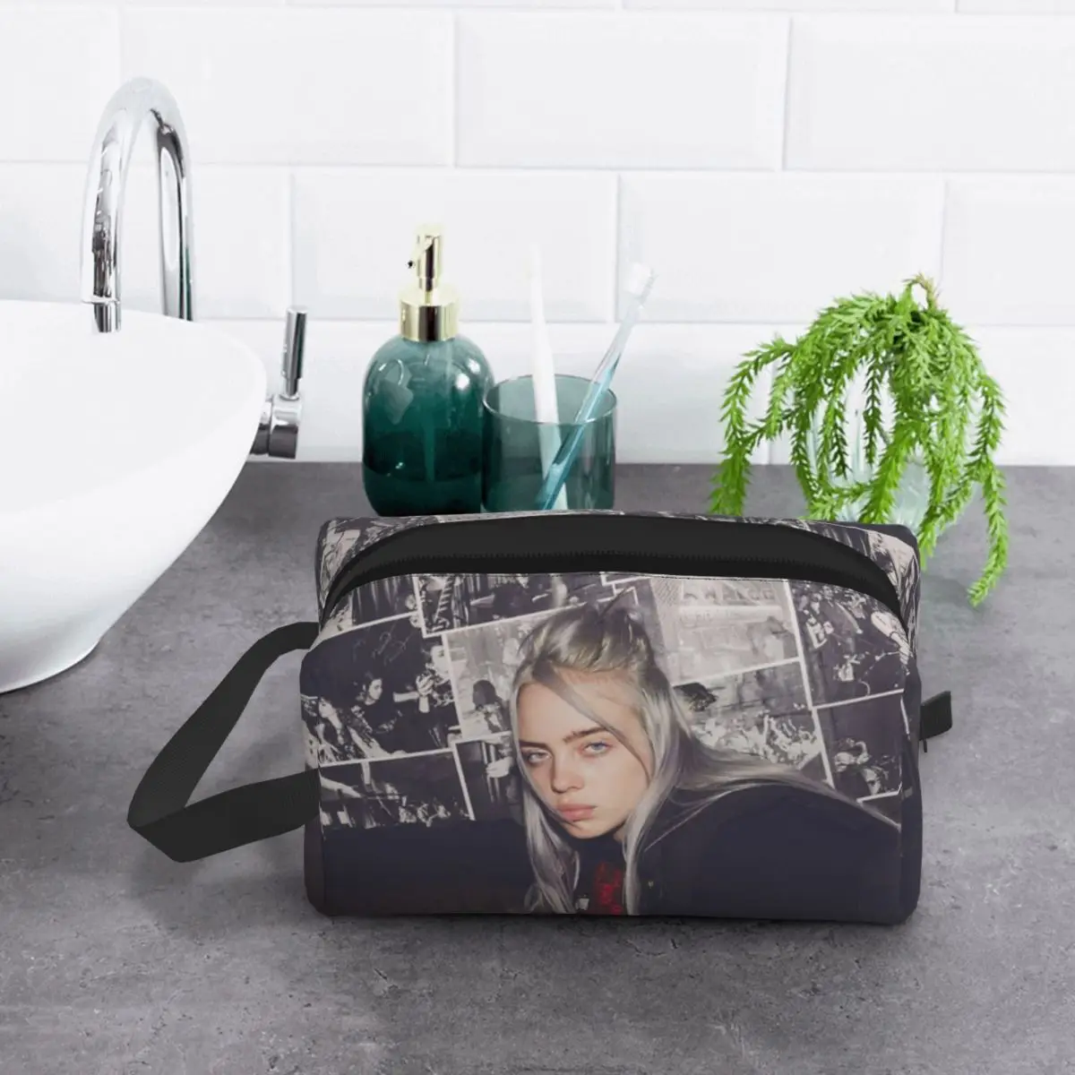 Borsa per il Trucco di Billie Eilish, Organizer Cosmetico, Beauty Case da Viaggio per Donne, Astuccio per Cosmetici e Accessori - immagine 3