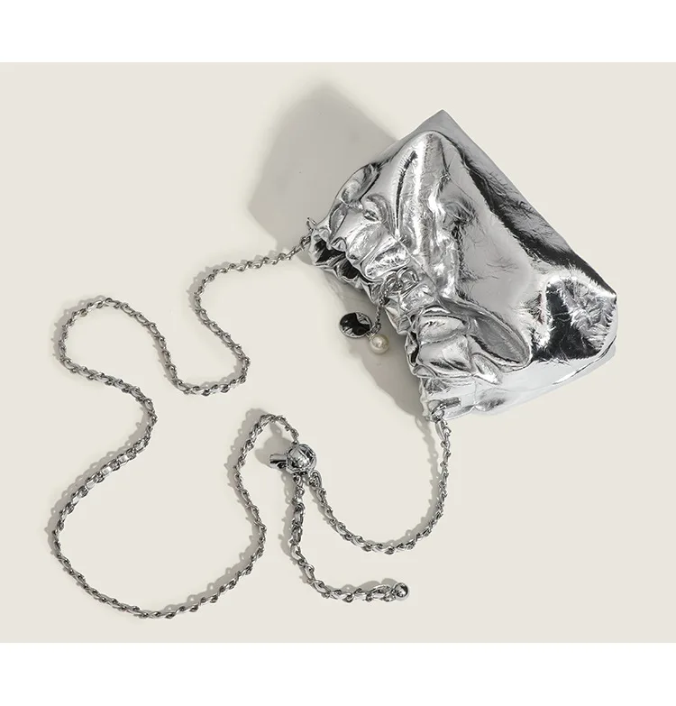 Fashion Women Shoulder bags small chain flap bags for Ladies Handbag Female Clouds messenger Bags phone wallet bolsas silver