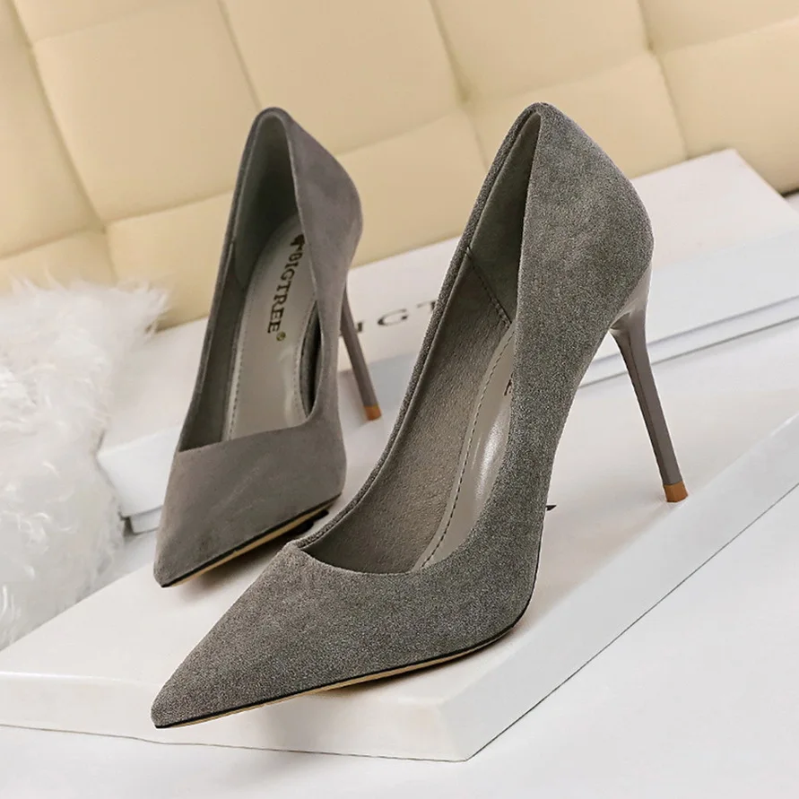 thumbnail image 1 of Zapatos de tacón alto con punta estrecha y boca poco profunda de gamuza para mujer, edición coreana, sexys, ajustados, para mujer, 1 of 5