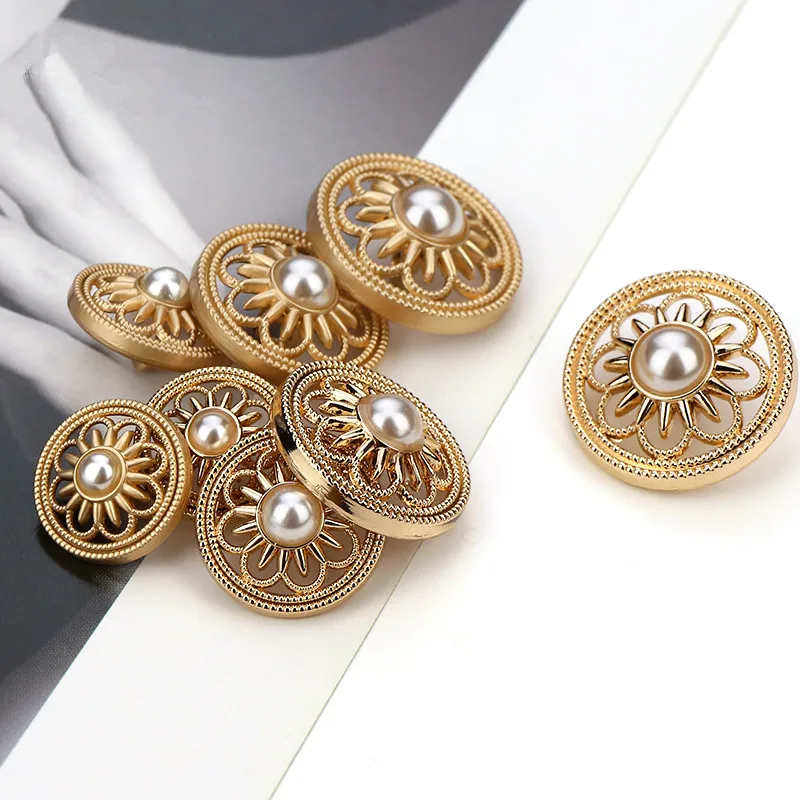 VIXDA 6 Pieces Coat Buttons for Women Gold Metal with Faux Pearls for  Clothes Decorative Buttons for Vintage Sweaters Quality Sewing Accessories  : : Arts & Crafts