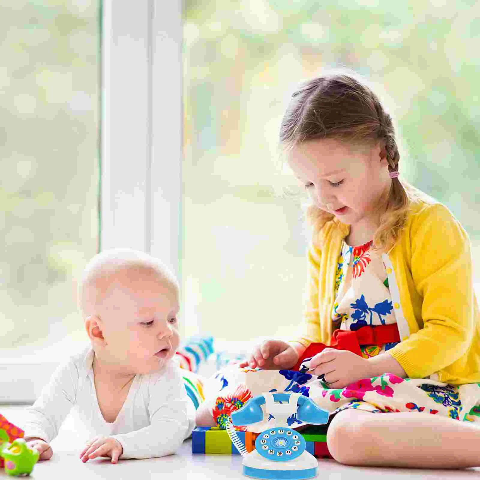 Рисунок 2 - Ротационные игрушки для детей: мультяшный телефон