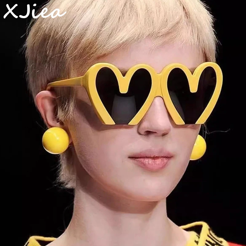 XJiea Heart Sunglasses For Women Fashion 2024 Designer Steampunk Trend Female Sun Glasses Part Lovel Eewear_voghion.com