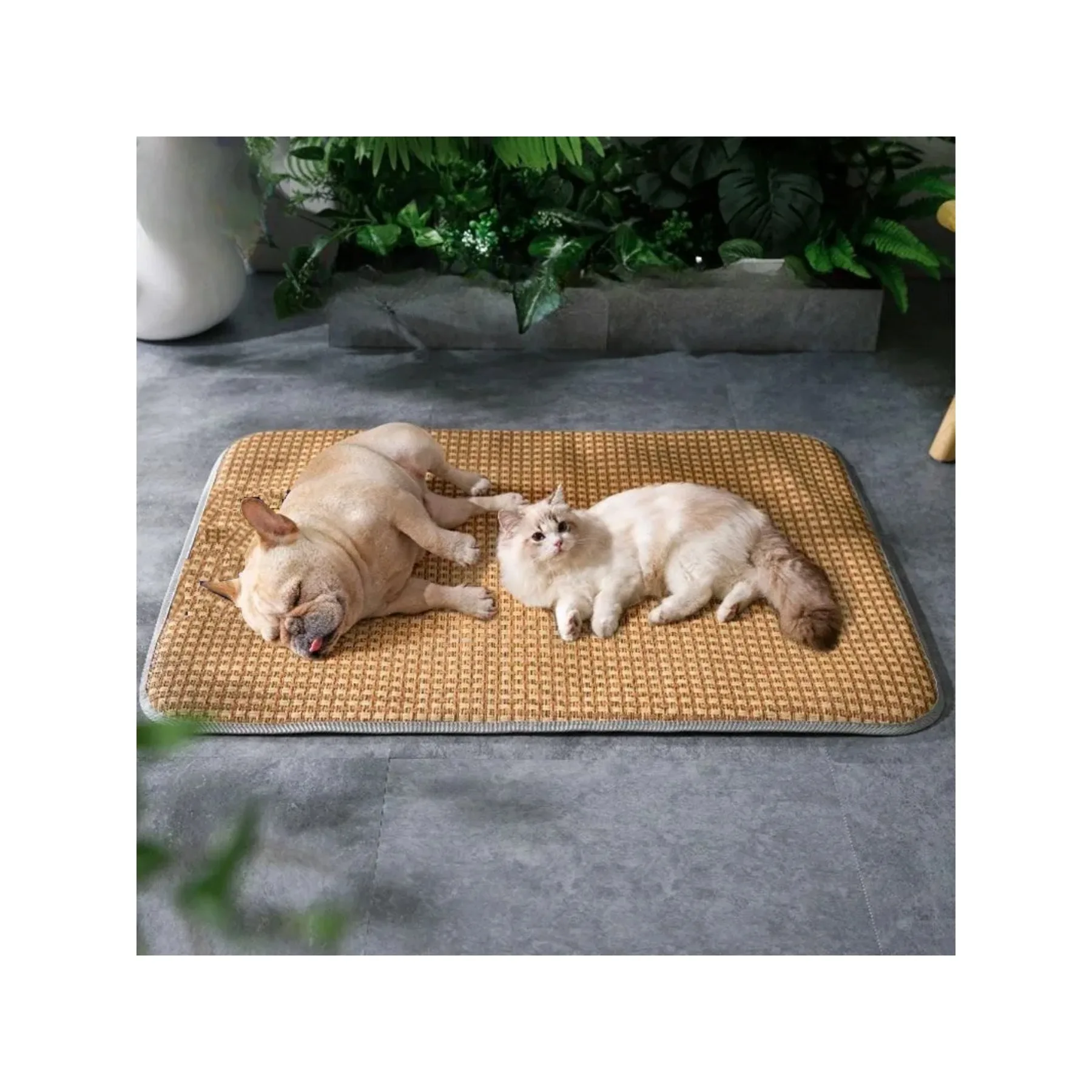 Summer Pet Cooling Pad For Dogs And Cats Breathable Large Bed_voghion.com