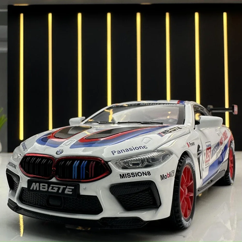 

Модель автомобиля из металлического сплава, масштаб 1/32, M8 GTE