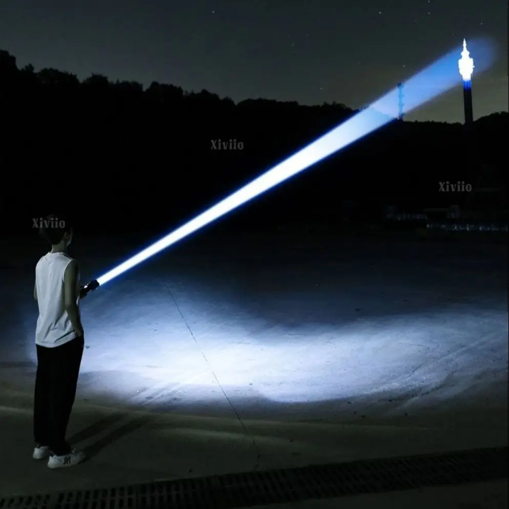 68000000lm 슈퍼 강력한 LED 손전등 15000mah 내장 배터리 충전식 토치 줌 4km 강한 조명 전술 손전등