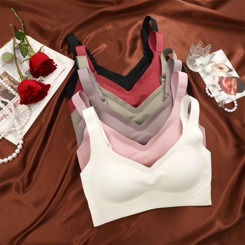 Seamless Underwear For Women Large Breasts Bras Sexy Padded Push-up Bralette Female Soft Support Sports Brassiere Intimates