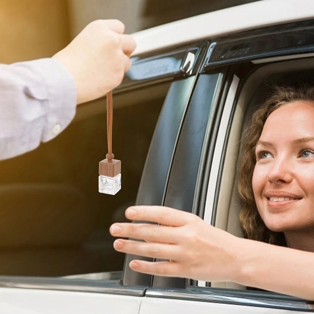 ��� �� ���Ʈ �ڵ��� ���Ʈ ������ ��, �� �Ʒθ� �׶���, ������ ���̽� ��ǻ�� �Ѳ� ����, 12 ��