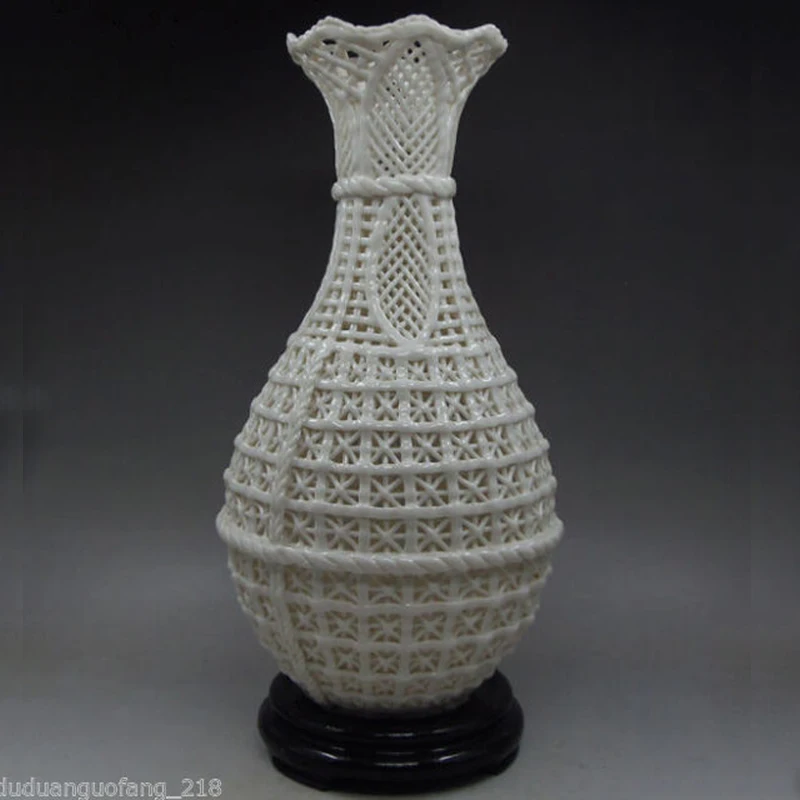 

Delicate Chinese Decoration Handwork Carved openwork Dehua White Porcelain Vase & Base No.3