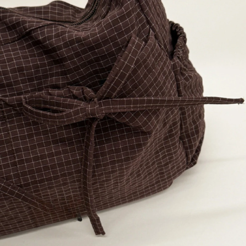 Borsa a Tracolla alla Moda in Nylon con Texture a Quadri, Casual e Versatile, Piccola e Unica, Borsa Hobo di Lusso di Marca Designer - immagine 3