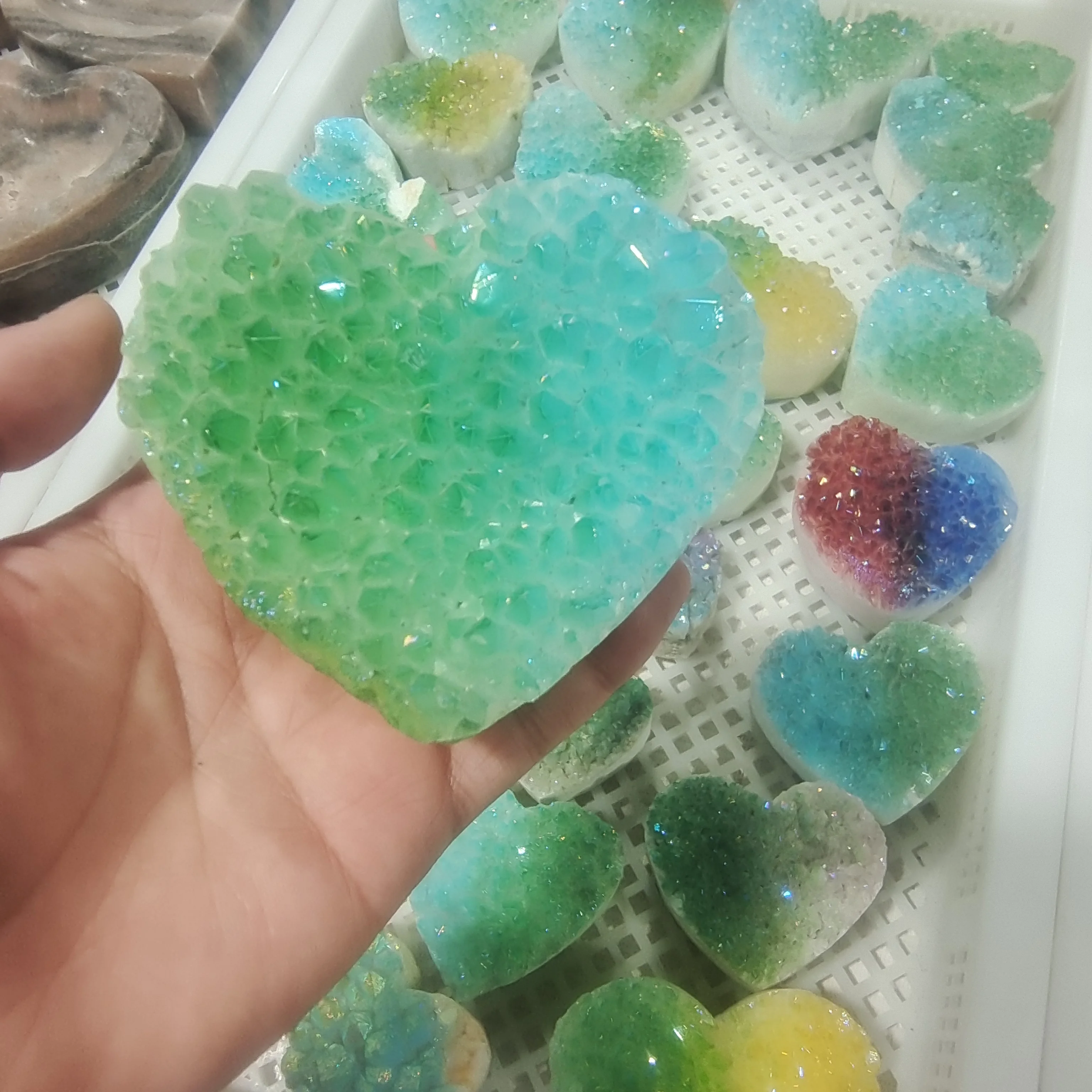 

Кристаллы в форме сердца с гальваническим покрытием, 50-400 г