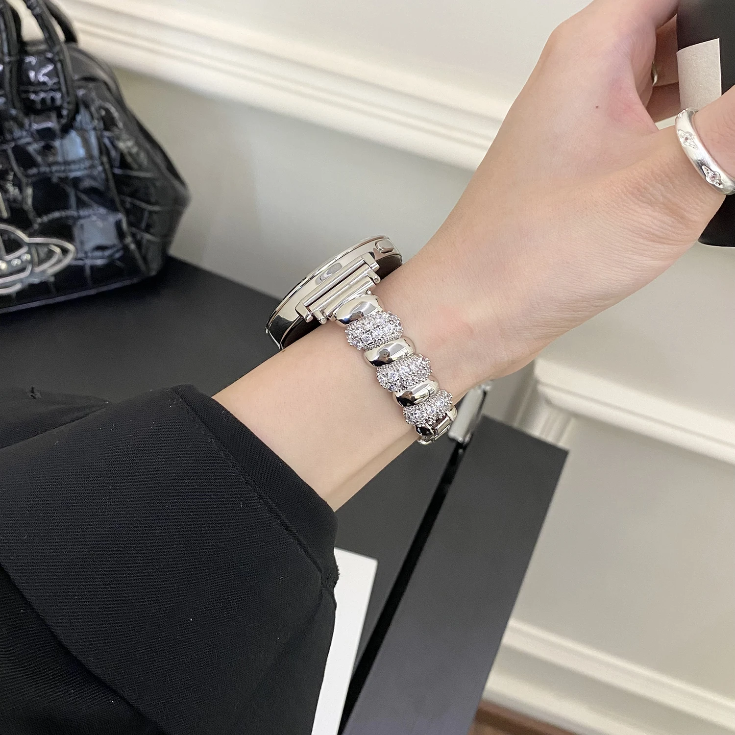 18 20 22 mm Universal-Luxus-Drei-Perlen-Volldiamant-Armband für Huawei GT4 5, modisches Metallarmband für Samsung Watch 6 4 5 – Detail 15
