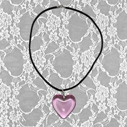 Vintage Red Heart Pendant Necklace - Fashionable Gothic Jewelry Accessory (Pink)