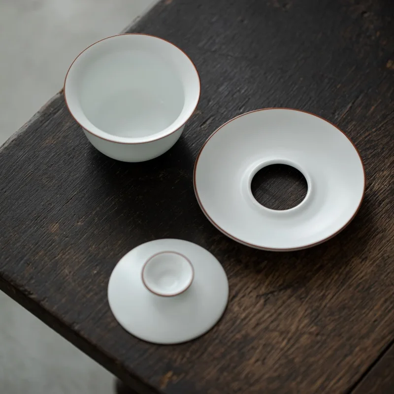 Matte Finish Fat White Gaiwan Ceramic Teacup with Hollow Base Chinese Kungfu Tea Making Cup Water Chestnut Cover Bowl