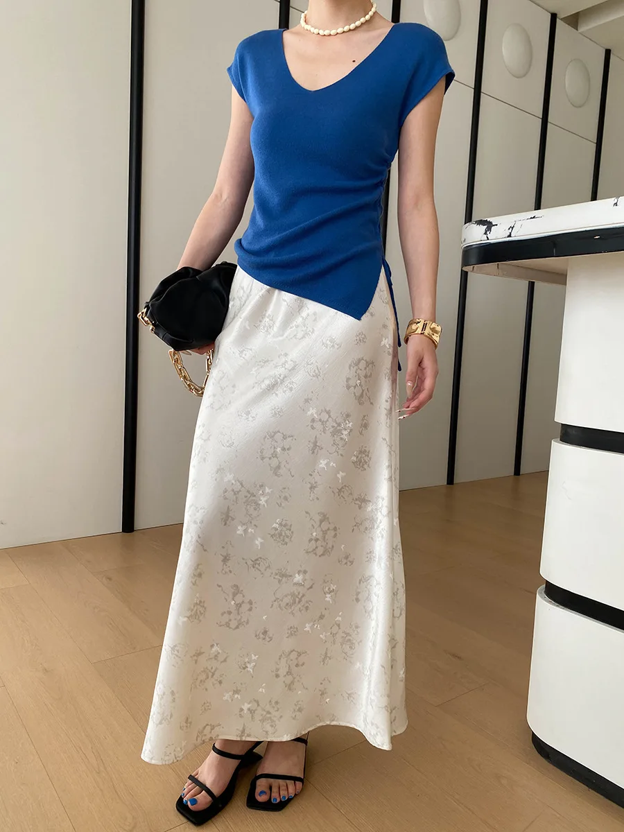Frühlings- und Sommerrock für Damen im chinesischen Stil mit Schmetterlings-Jacquardmuster, elastischer hoher Taille und drapiertem Satin. – Detail 5