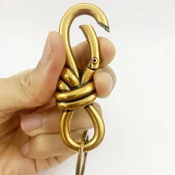 Elegante Portachiavi a Forma di 8 per Coppie con Nodo e Chiusura a Farfalla per Occasioni Memorabili