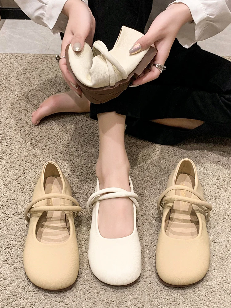 

Женские туфли с закрытым носком, повседневные женские кроссовки с круглым носком, Мягкие осенние туфли на плоской подошве, новинка, бабушка, ретро, осеннее платье, мокасины для отдыха, 2023