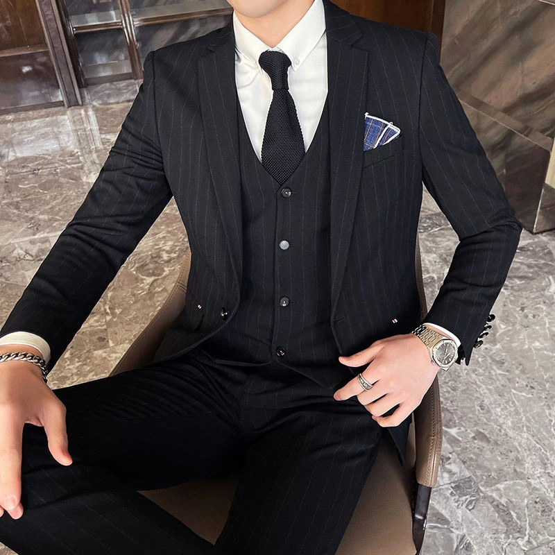 2024 Groom Wedding High-grade Suit (suit + Vest + Trousers) Winter Stripes Business Fashion Handsome Casual Suit Three-piece Set 2