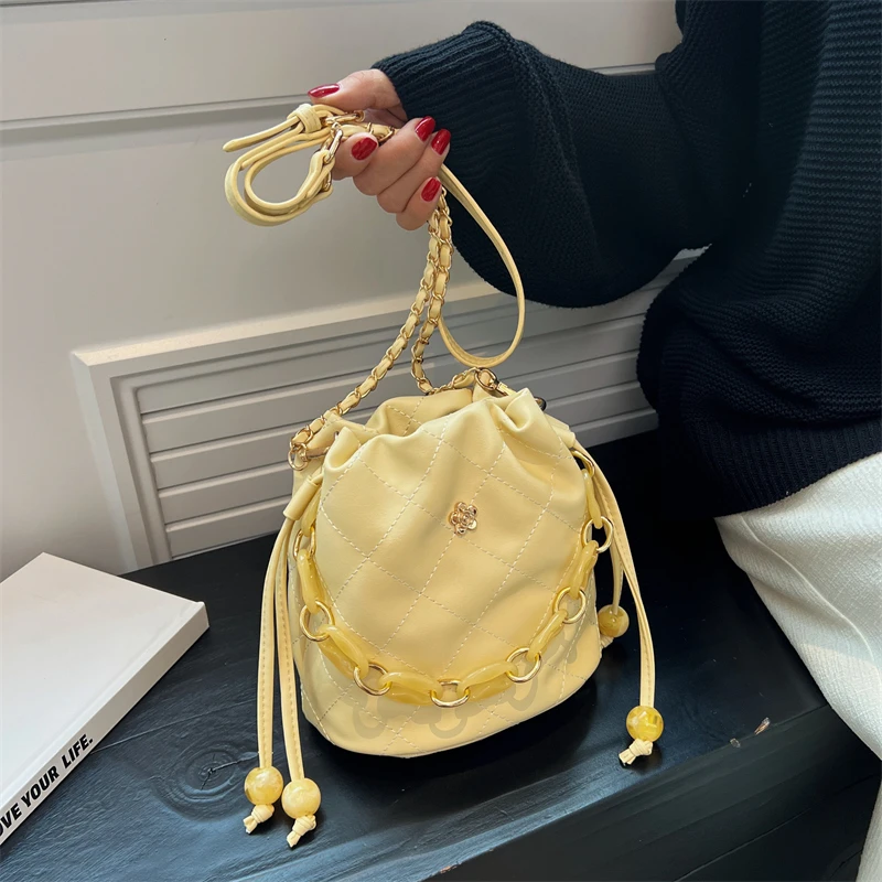 

Лидер продаж, модная женская сумка, новинка 2024, сумка через плечо из искусственной кожи с алмазным узором, Высококачественная универсальная сумка через плечо, 가자 방