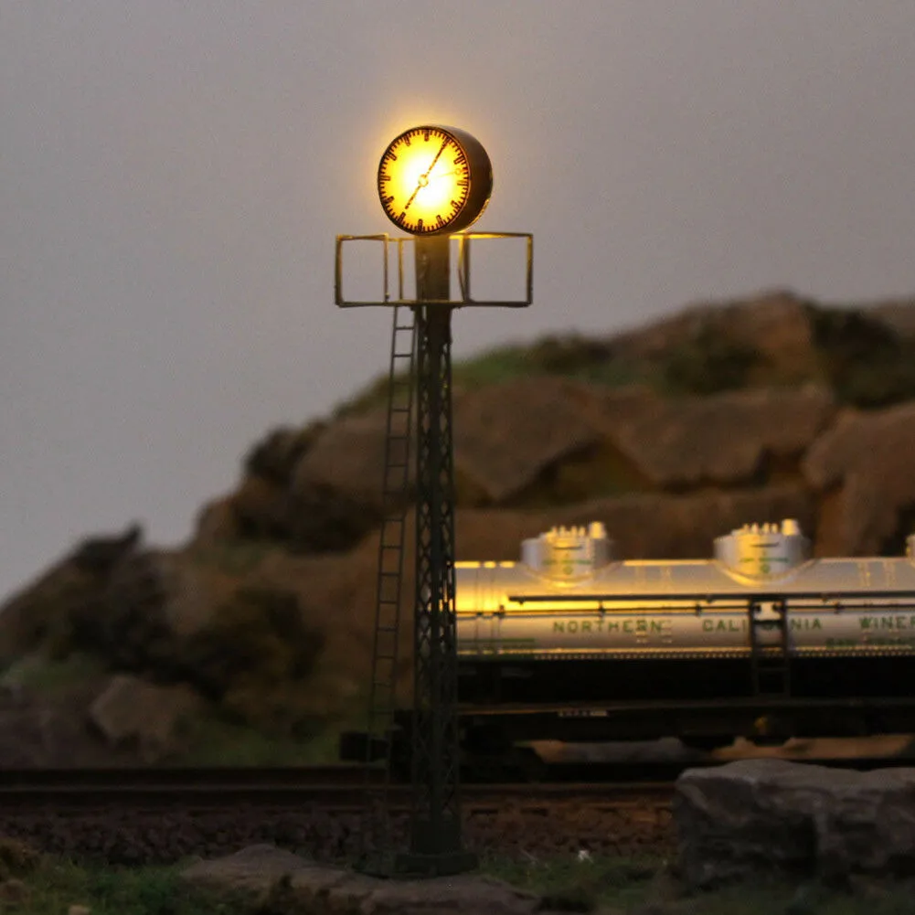 2Pcs Model Railway Lights Building Lattice Mast Light Gauge H0 Layout LED Lamp Decorative Stakes Garden Decoration Outdoor model railway street lights