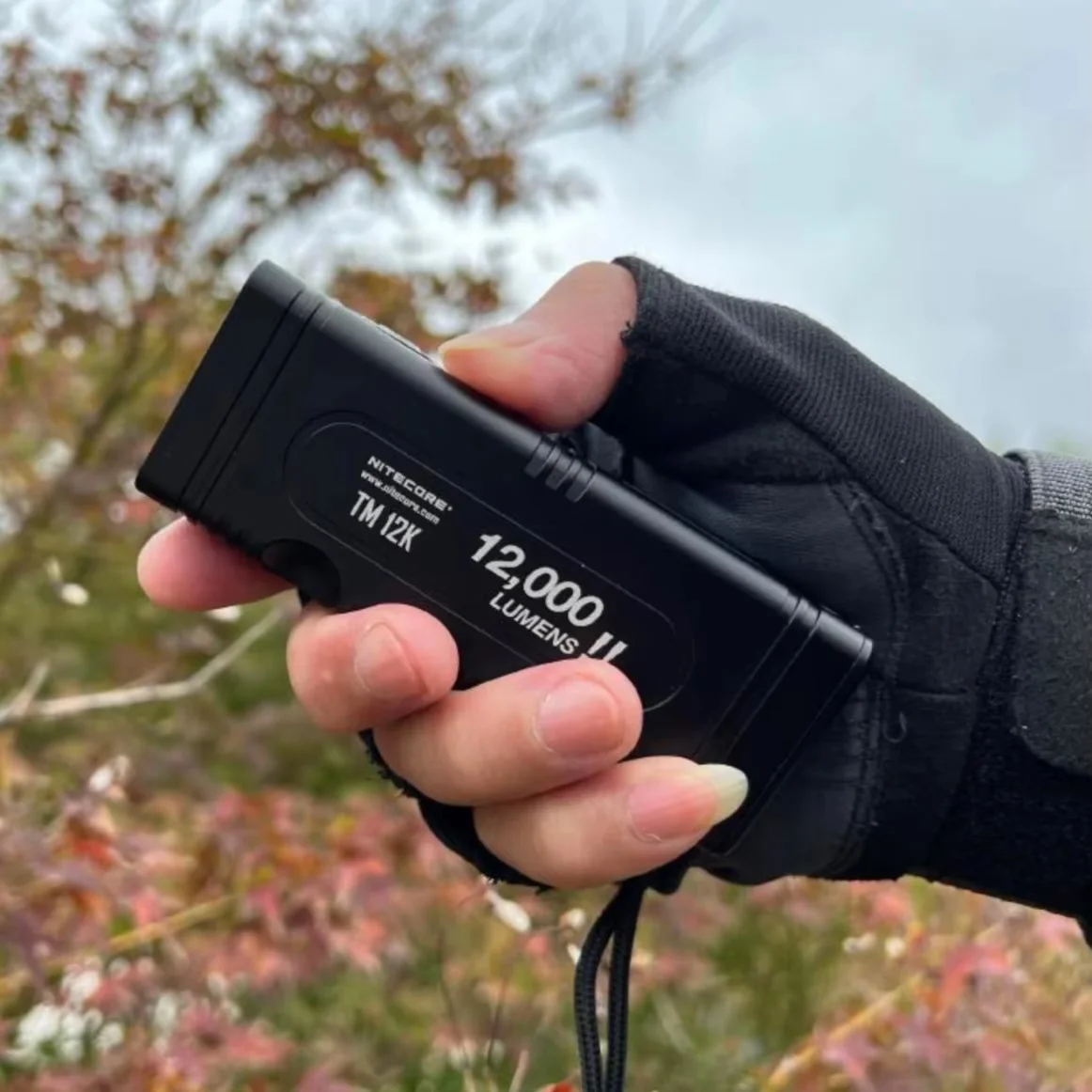 Rechargeable Tactical Flashlight for Camping with 6 LEDs