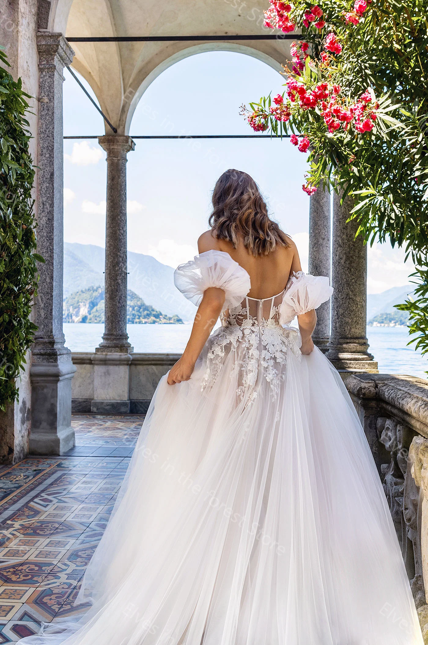 Vintage Beach A Line Women Wedding Dresses Soft Lace Appliqued Bridal Gowns Sexy Backless Sweep Train Female Vestidos De Mariee