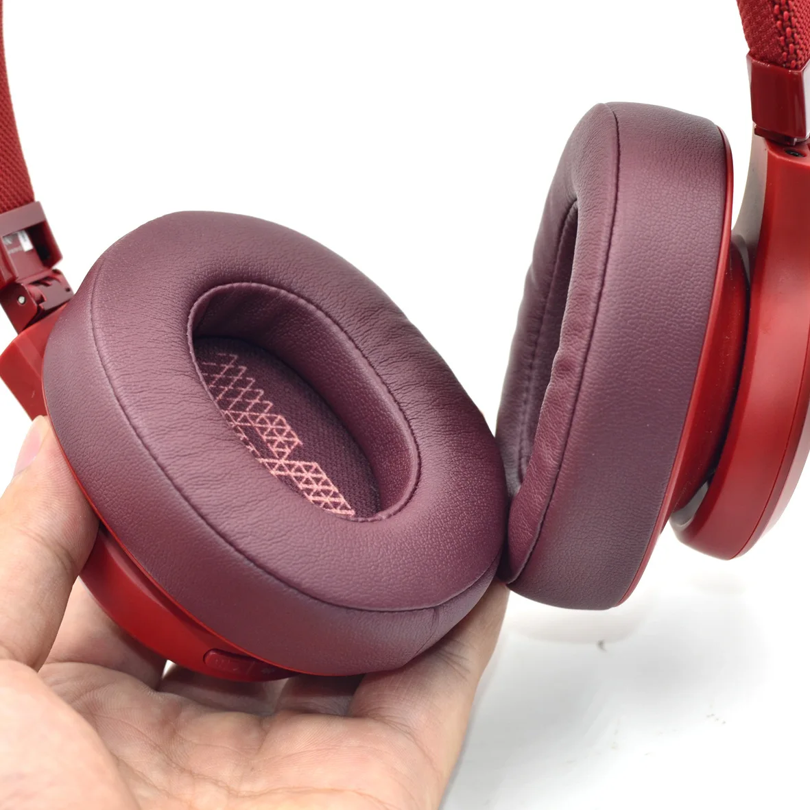 For JBL Live 500 BT Earpads Ear Cushion Replacement Protein Leather Memory Foam Ear Pads Compatible with JBL Live 500BT Wireless