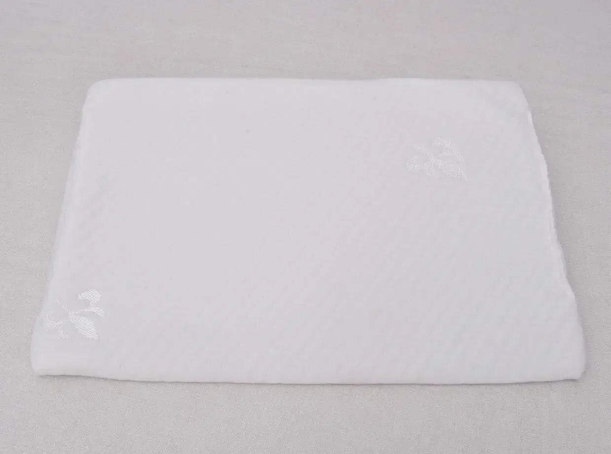 Infant Anti-Vomiting Inclined Feeding Pillow description 2