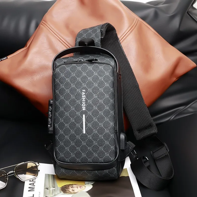 Designer Chest Bag for Men Pack Multifunction Shoulder Crossbody Bag Anti-theft Travel Short Bag Male USB Charging Chest Pack